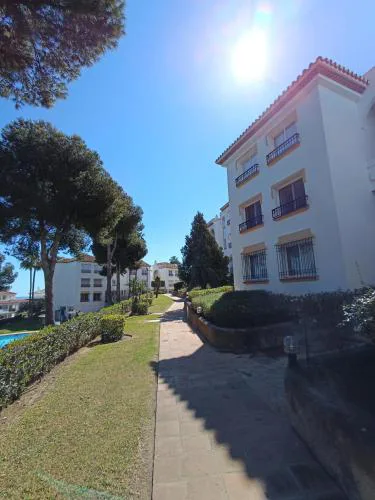 Miraflores Rancho B, Tranquil, 3 Bedroom, Ground floor, Garden Apartment