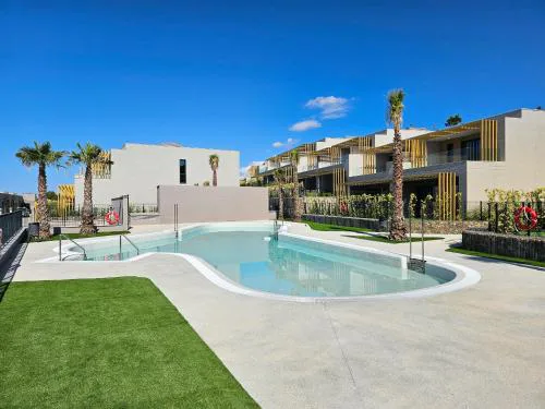 Townhouse with sea views Evergreen Homes