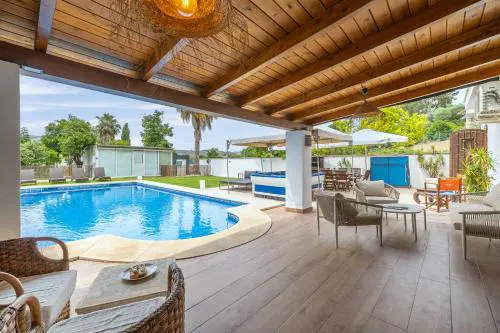 Villa Isabel Private Pool & SPA by AORA STAY