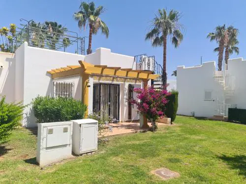 Noa - Cosy 2 bedroom in the green oasis