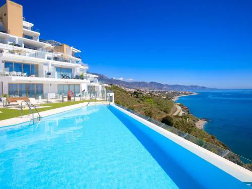 Apartment Ocean Nerja view sauna & Spa by Interhome