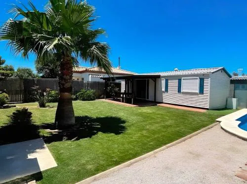 Apartamento cercano a la playa del palmar con piscina