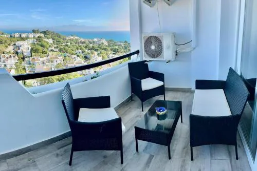 Casa Urano - Cozy 2 BR with sea views