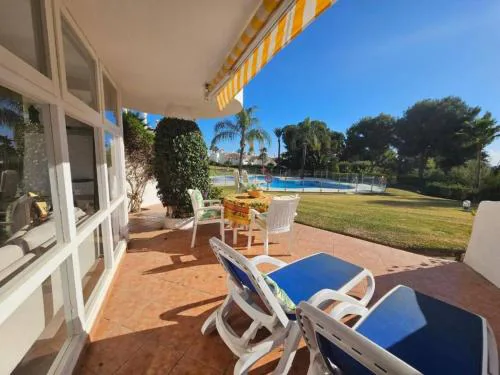 Garden level 2 bedroom Chalet with pool access