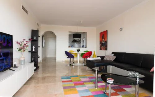 Luxe appartement Las Palmeras Sitio de Calahonda Mijas Spanje