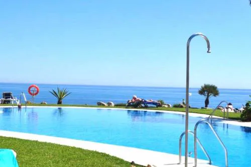 MI CAPRICHO BEACHFRONT- 9F Apartment with sea views - Costa del Sol