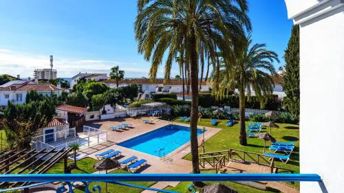 Miraflores with pool by Costarentals - Ref 146