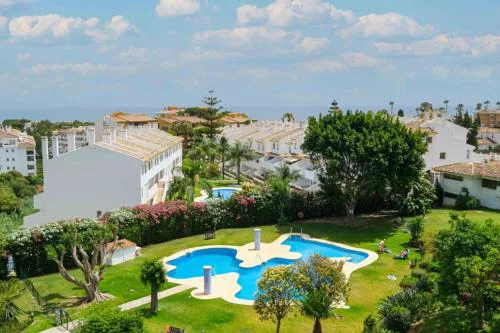 Stunning penthouse in Calahonda