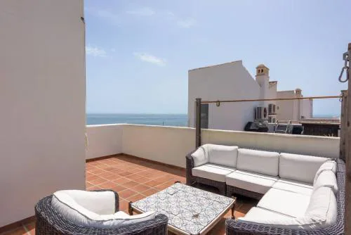 Casa Vedia: Dúplex Vista al mar • Valle Properties