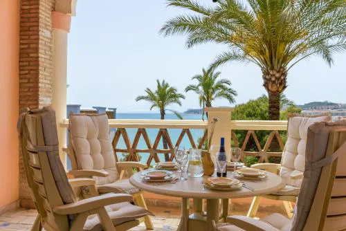 Seafront penthouse, Casares