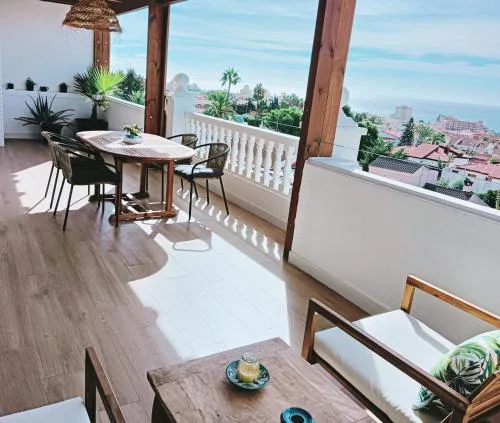 TERRAZA AL MAR