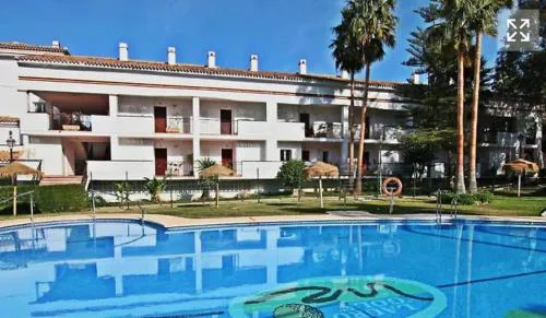 Buganvilla Golf By Holiday Homes Málaga