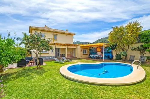Cubo's Villa Sunray