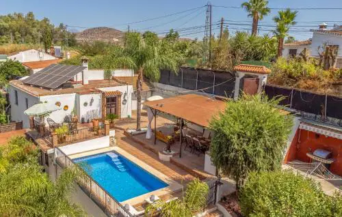 Amazing Home In Alhaurin El Grande