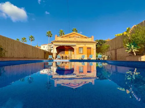 Holiday Home Charmantes Ferienhaus mit Grill und Schwimmingpool by Interhome