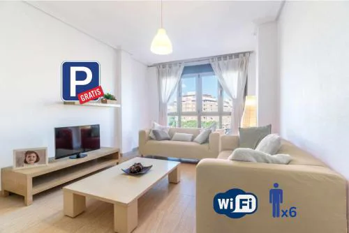 Piso 3 habitaciones, plaza de garaje privada y gratuita.
