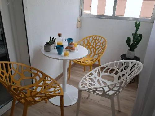 TrendyHomes El Puerto de Almería, próximo Playa y Centro,3 HAB, Espacioso, Familias, Wifi