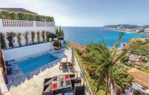 Amazing Home In Almuñecar