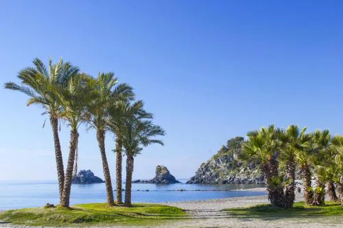 Central Almuñecar, Beach Playa 125 metres, by Old Town