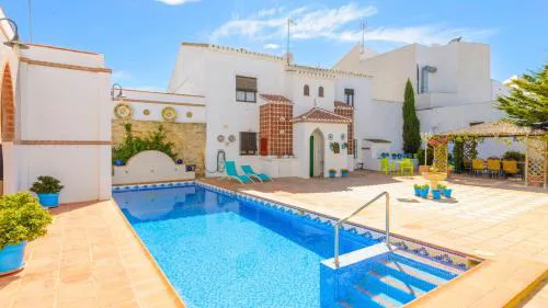 La Fábrica de Juan Antequera - La Joya by Ruralidays