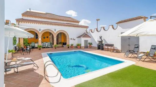 Villa el Señorío Alameda by Ruralidays