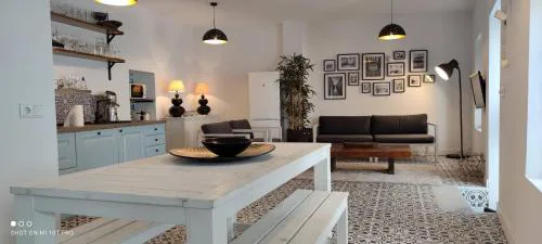 Casa Típica con Terraza