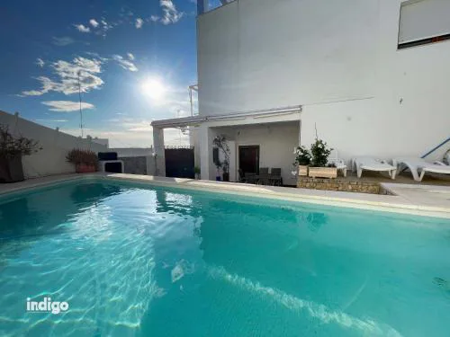 Riverview 4 Bedroom House, with Private Pool STE003