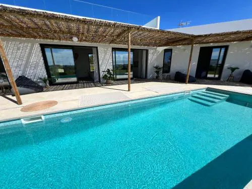 Villa con piscina en Golf Isla Canela Links