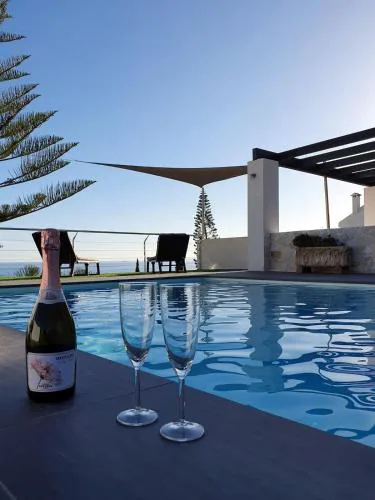 Trendy apartment with sea view and private pool