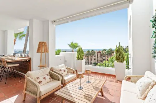 Amazing Sea Views Benahavis, Pool & Gym