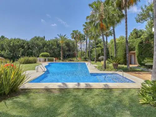 Apartment Altos de la Quinta by Interhome