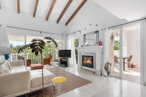 Beautiful Golfside Hideaway