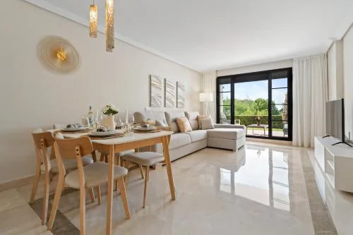 Ground Floor with Garden in the Los Arqueros Development