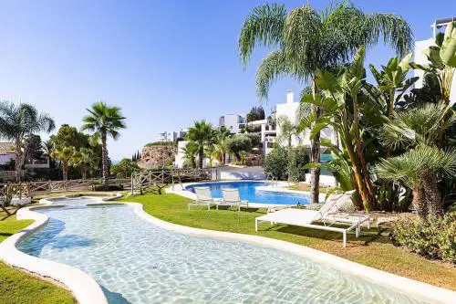 Luxury Family, Beach & Golf Penthouse with Amazing Seaview