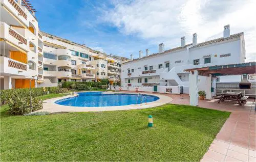 1 Bedroom Nice Apartment In Benalmádena