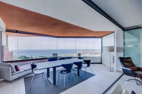 28-Luxury Penthouse With Stunning views Benalmadena!