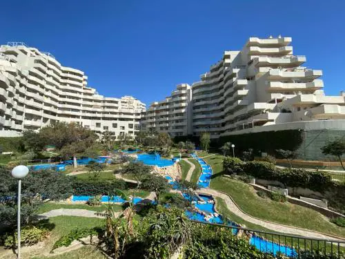 Apartamentos Benalbeach by Benalnova
