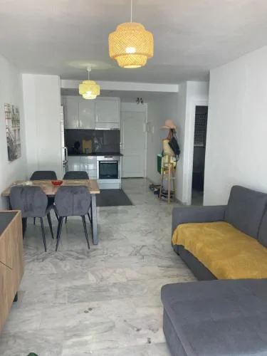 Apartment Carolina with huge terrace
