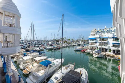 Apartment in Puerto Marina with Sea Views, FIRST LINE, Holiday Rentals Apartment