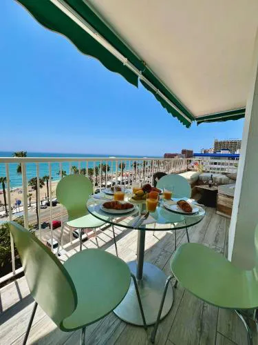 Apartment with Sea View & 3 Sunsets