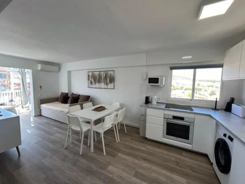 Ático c/vistas, recep 24h, piscinas y parking