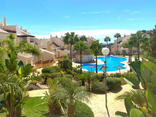 Beautiful apartment with pools, playground and paddle tennis - Family friendly and near Vithas Hospital - Free parking in garage