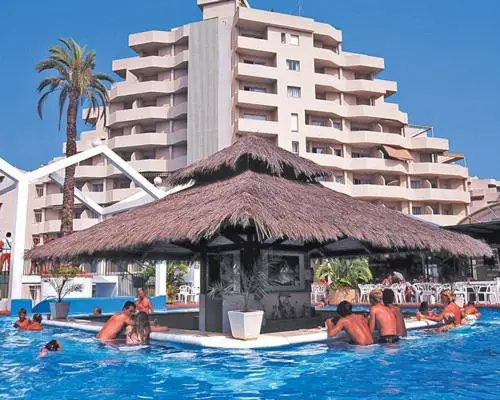 Benal Beach 42