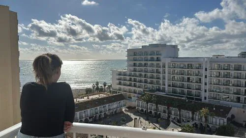 Benalmadena Beachside Apartment with parking