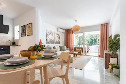 Casa Medellin Beachfront oasis with pool