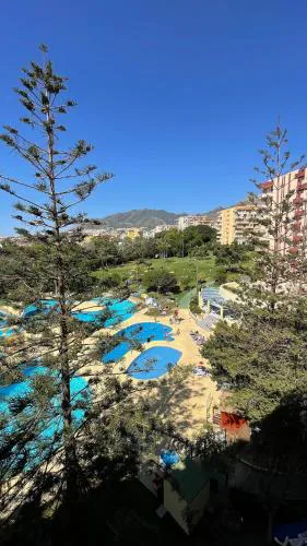 Costasol Jupiter 422 , piscinas abiertas todo el año, Recp 24 horas