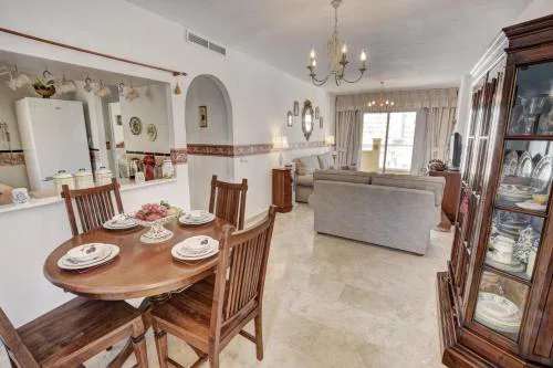 CYV - Beautiful Apartment with Sea Views