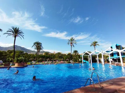 Estudio terraza vista mar parking gratuito piscinas