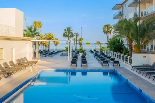Hotel Las Arenas Affiliated by Meliá