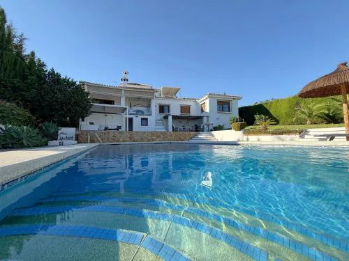 La Jara Andaluza - Villa con Piscina - Benalmádena